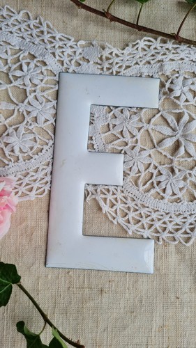 Ancienne lettre emaillee - ancienne,