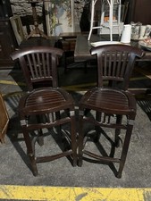 A 031 B  Deux Chaises De Bar