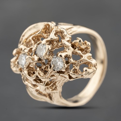 Bague habillée ajourée