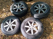 4x Pneus Neige 215 / 70 R 16