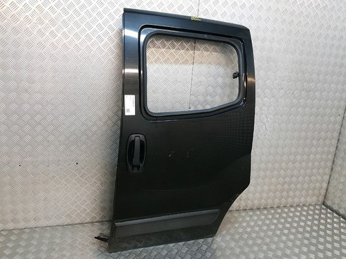 Porte laterale gauche