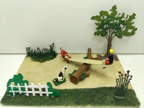 Diorama la balançoire - diorama,