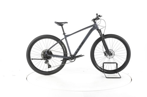 Cube acid vtt - tout, suspendu