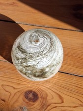 Vase boule soliflore en verre soufflé Yonel Faure signé