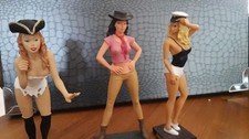 Manara figurines lot n° 3
