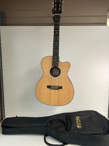 Martin guitar - -, &