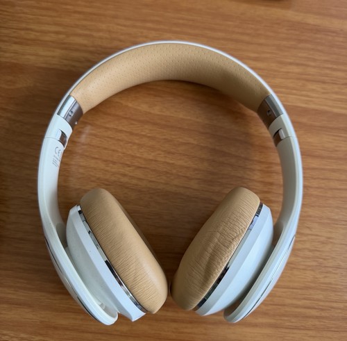 Samsung level headphones - level,