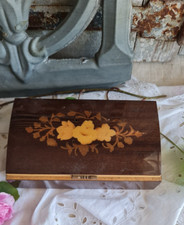 ANCIENNE BOITE A BIJOUX