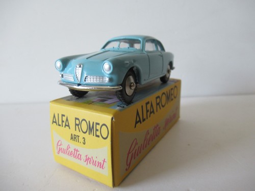 Alfa roméo giuliatta - 1/43,