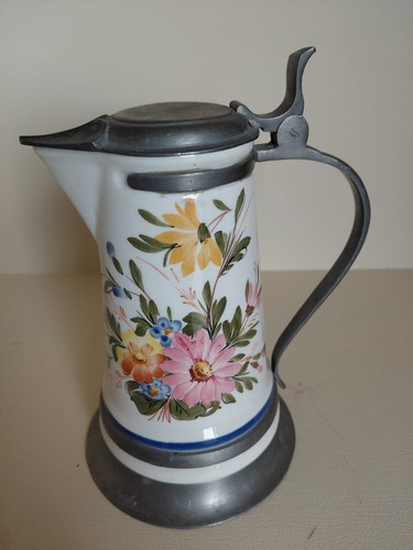 Pichet chope en porcelaine - chope,