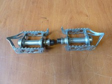 Ancien vélo course pédales