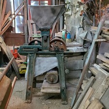 Aplatisseur à céréales pour