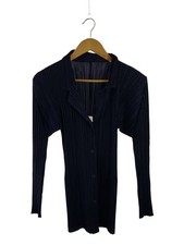 PLEATS PLEASE ISSEY MIYAKE