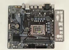 GIGABYTE - Carte mère