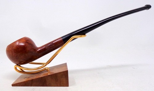 Belle grande pipe en - grande,