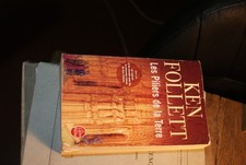 KEN FOLLETT--LES PILIERS DE LA