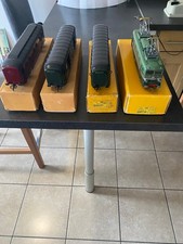 JEP ECHELLE O LOCOMOTIVE CC 7001 ET SES 3 VOITURES VOYAGEURS TOITS NOIRS EN BO