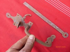 Loquet poucier en fer forgé