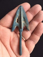 Très belle pointe de flèche