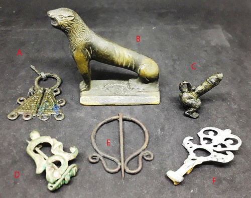Set ancient bronze - of,
