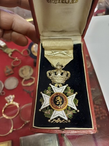 Médaille ordre de - médaille, l'ordre