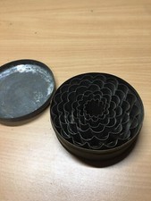 Boite Anciens Emportes Pieces Complete