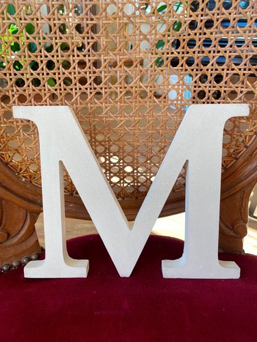 Stucco centre lettres - stucco, «m»
