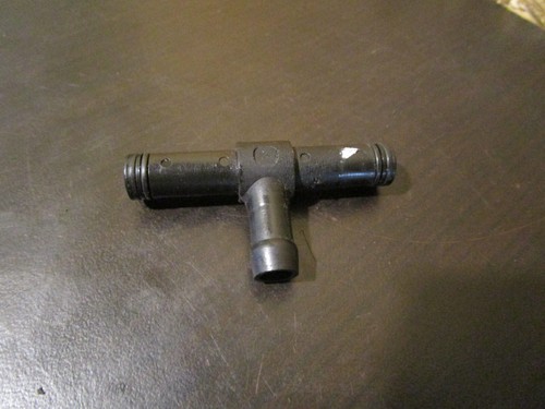 Raccord de carburateur - raccord, en