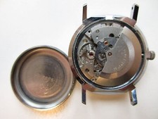 AS. A. Schild cal. 2073 automatic watch movement in Iaxa case - running
