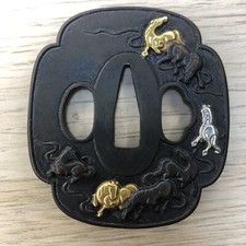 Beau Tsuba en bronze pour