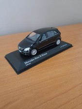 Mercedes classe B noire Minichamps 1/43
