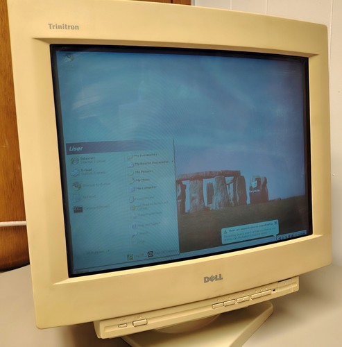 Sony trinitron dell d1025tm - trinitron,