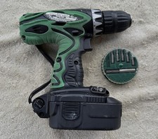 18V HITACHI DRILL MODEL DS 18DVF3 WITH BATTERY AND BITS AS PICTURED