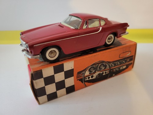 Tekno 825 volvo p - (pas,