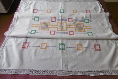 Nappe vintage entourée - , de