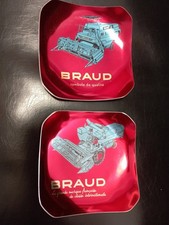 Lot 2 empty ashtrays pocket