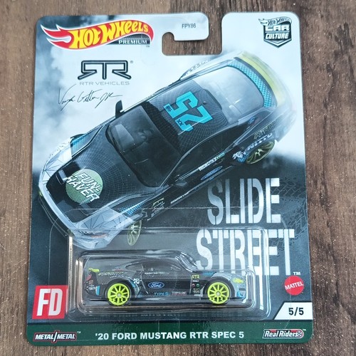 Hot wheels premium - hot,