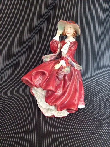 Ancien sujet porcelaine - sujet,