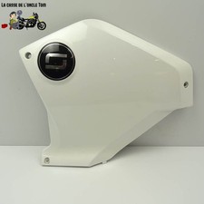 Flanc de carénage avant