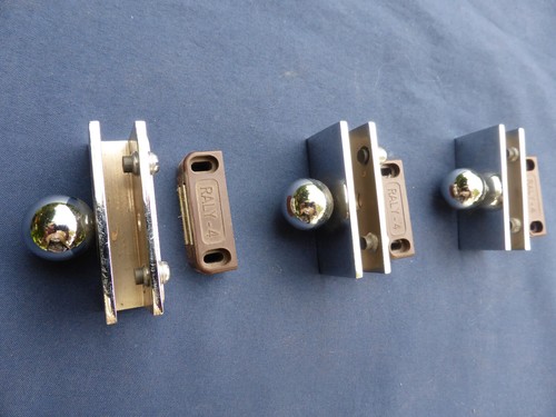 Boutons laiton chromé - 3,