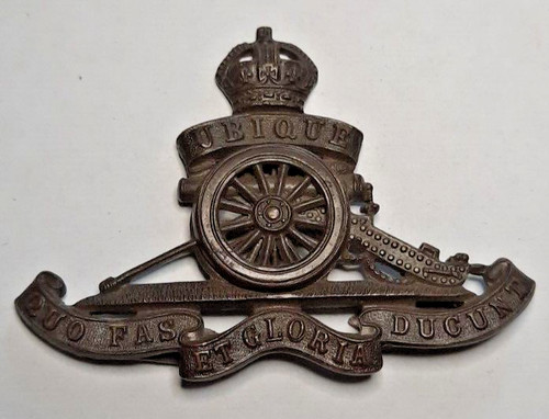 Badge1394o royal field - badge1394o,