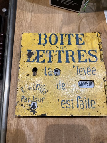 Porte boîte ptt ancienne - porte,