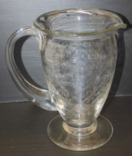 -ANCIEN PICHET EN VERRE sur
