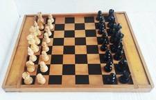 Ancien jeu d'échecs, bois