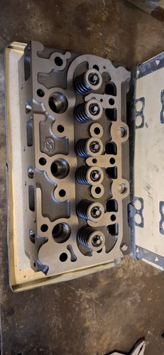 Culasse complète neuve pour - complète,