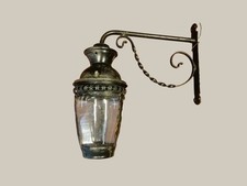 Lampe de cour en fer forgé -