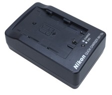 Nikon MH-18a Chargeur