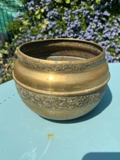 Ancien cache-pot en laiton