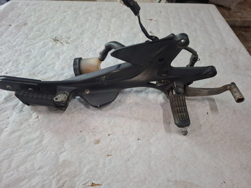 Platine droite complete - droite,