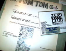 Tom Tom Club **PROMO VINYLE / CD LOT** Live -- Plaisir D'Amour